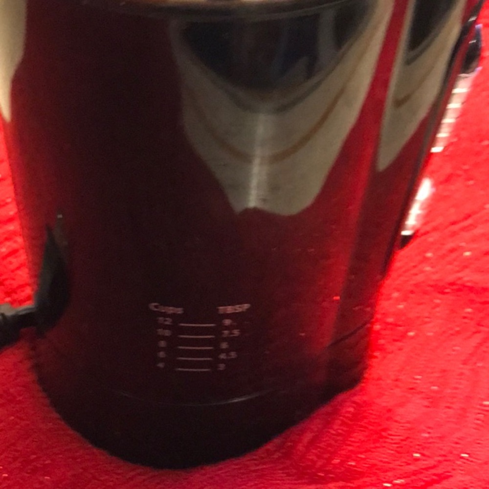 If you like to grind your own cup of coffee , then this is for you! - Picture 6 of 7